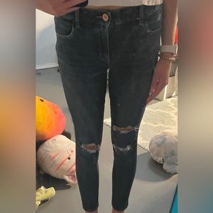 American Eagle Dream ripped High-Waisted Jegging